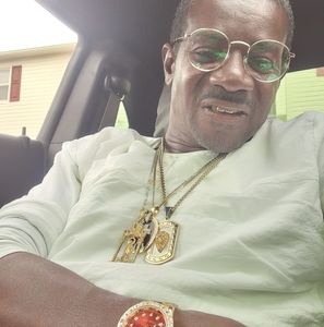 Meet your Posher, Melvin